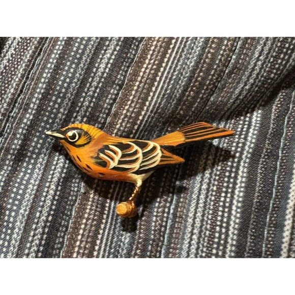 VINTAGE JAPANESE TAKAHASHI BIRD PIN BROOCH HAND CARVED & PAINTED - Picture 3 of 5